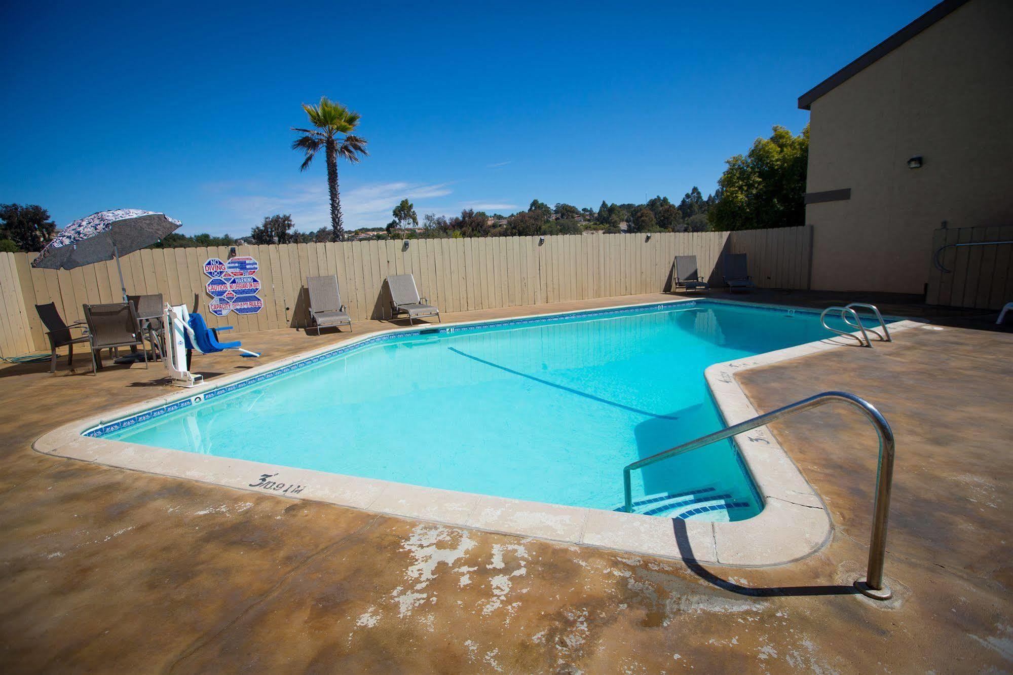 Aloha Inn Arroyo Grande Εξωτερικό φωτογραφία